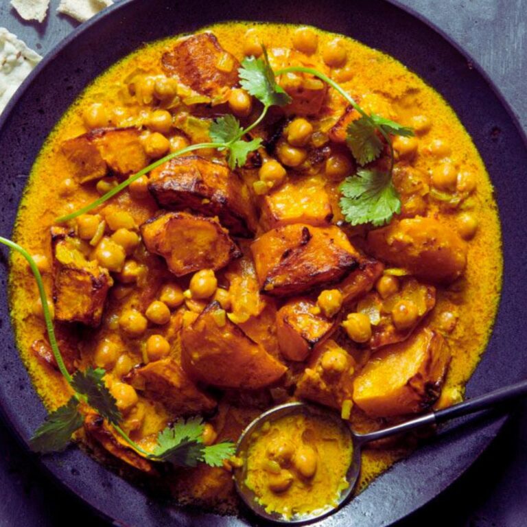 CURRY VEGANO DE LEGUMES COM LEITE DE COCO