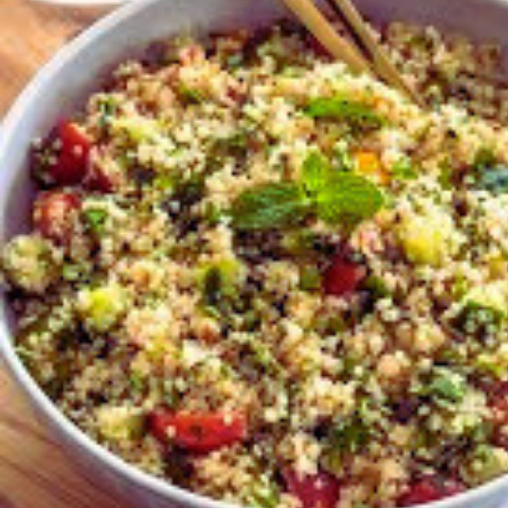 Tabule Vegano com Quinoa e Hortelã