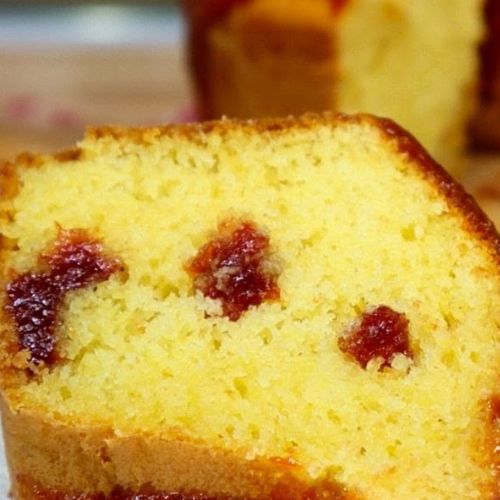 Bolinho Vegano de Fubá com Goiabada