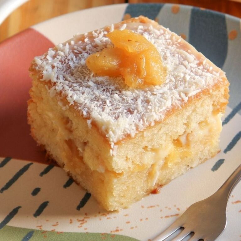 Bolo Vegano de Abacaxi com Gengibre Sem Açúcar