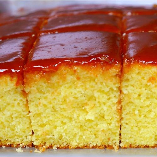 Bolo Vegano de Fubá com Calda de Goiabada Sem Glúten