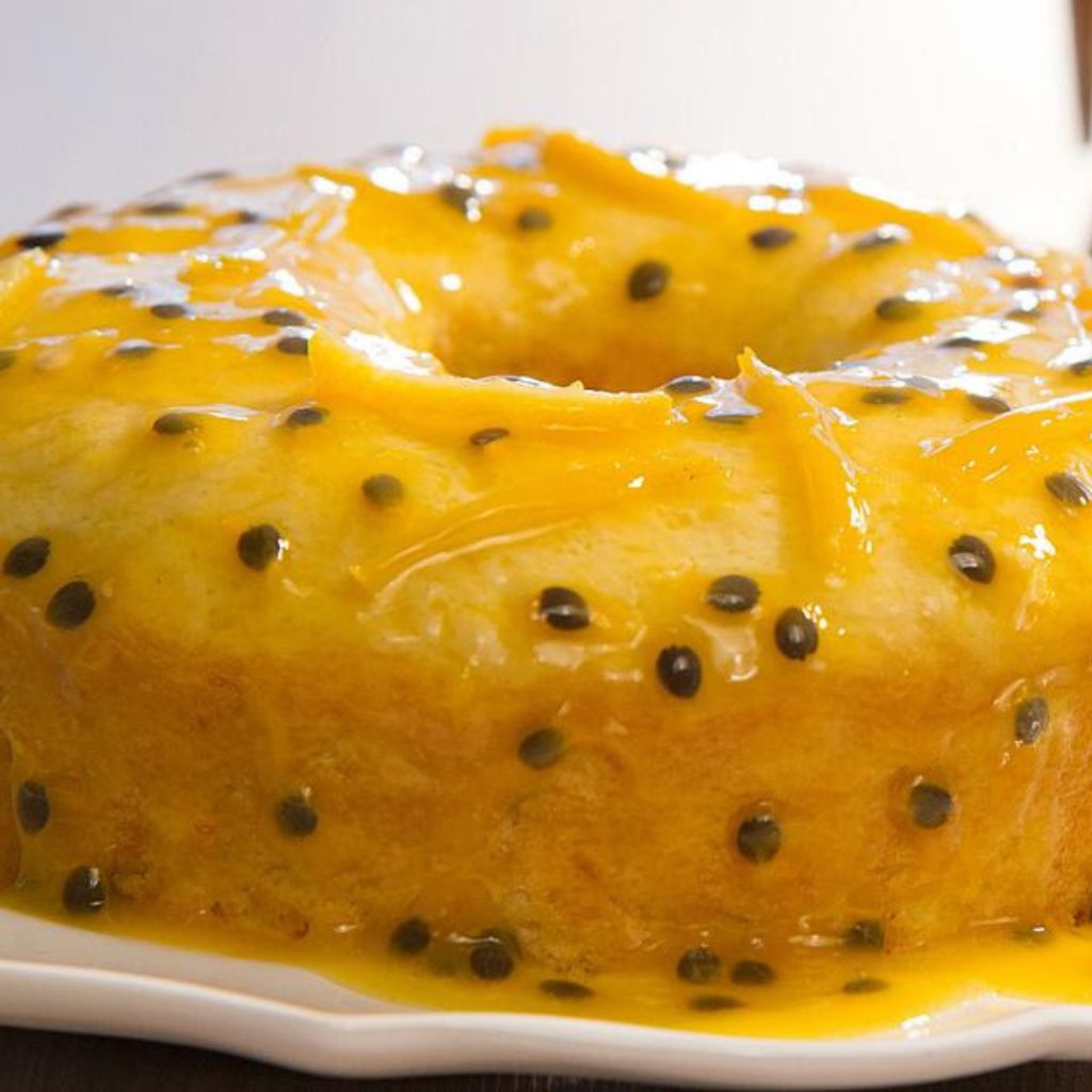 Bolo Vegano de Maracujá com Calda de Laranja Sem Açúcar