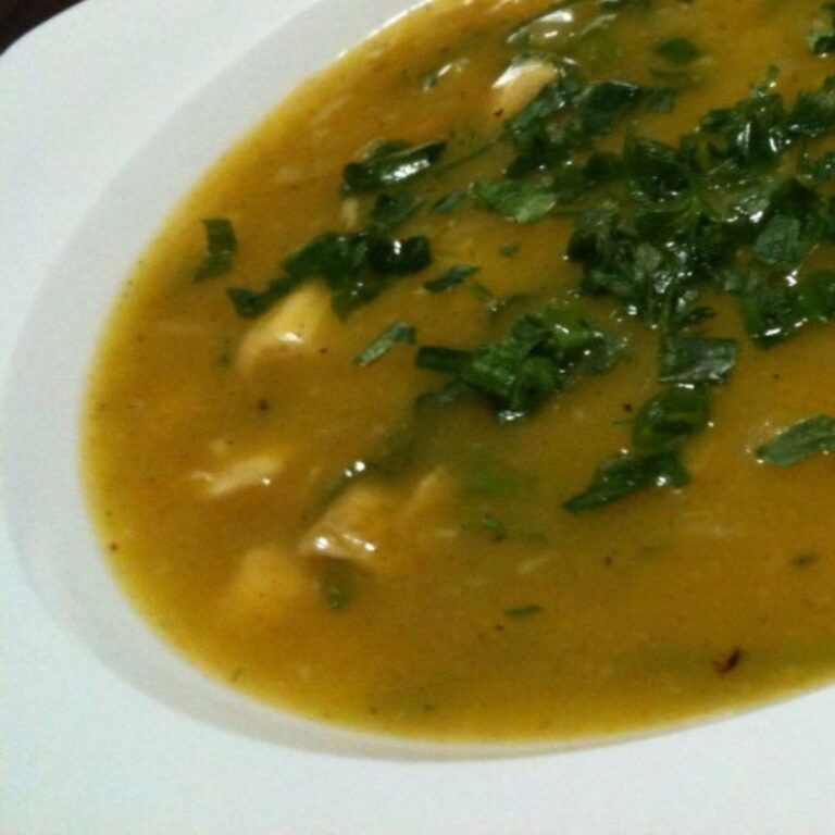 Sopa Quente de Mandioquinha com Espinafre Sem Glúten