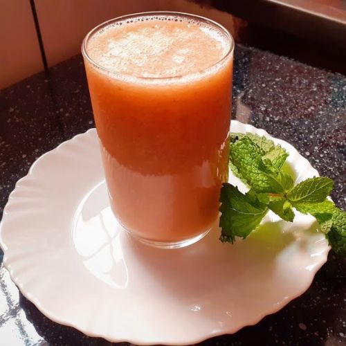 Vitamina de Goiaba com Hortelã Fitness