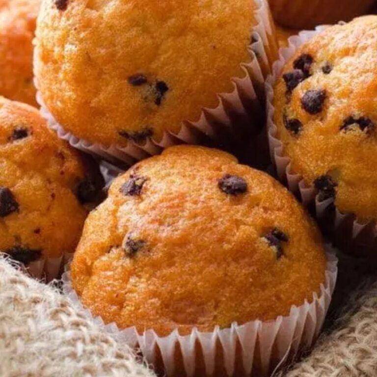 Muffin Vegano de Maracujá com Aveia e Gotas de Chocolate